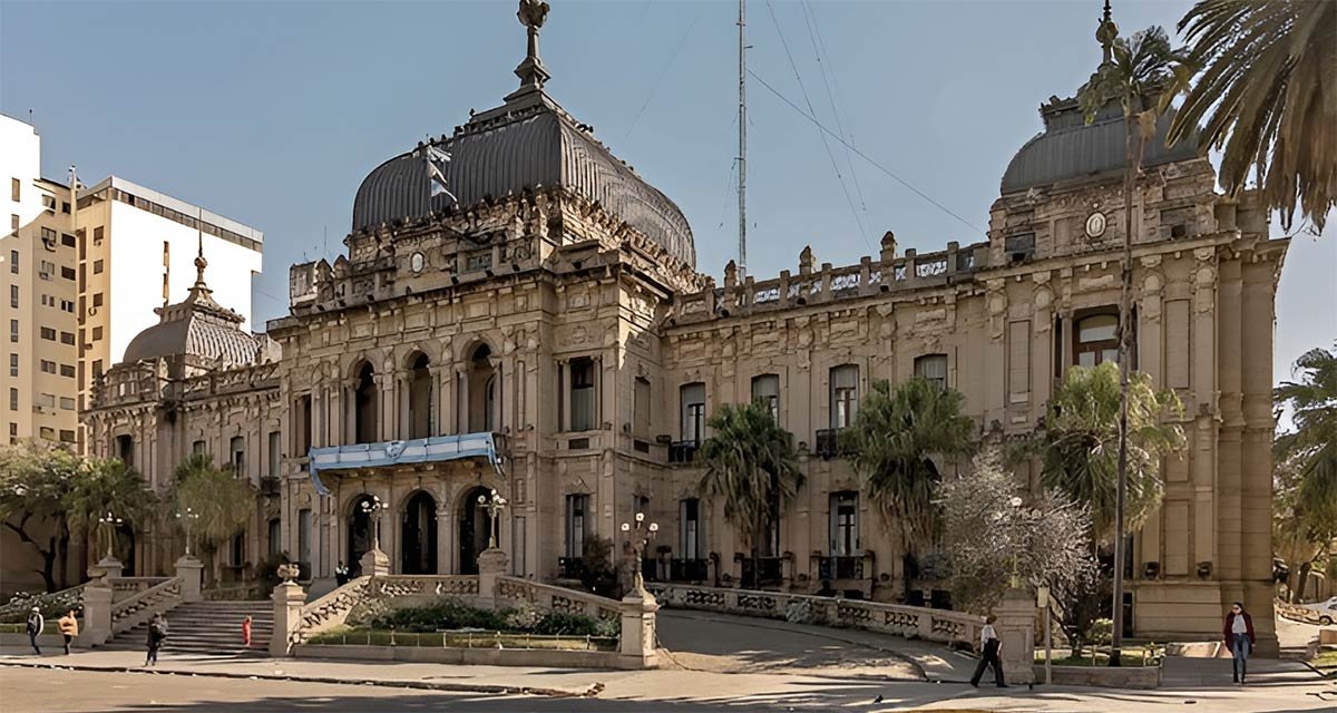 Micros de Buenos Aires a Tucumán