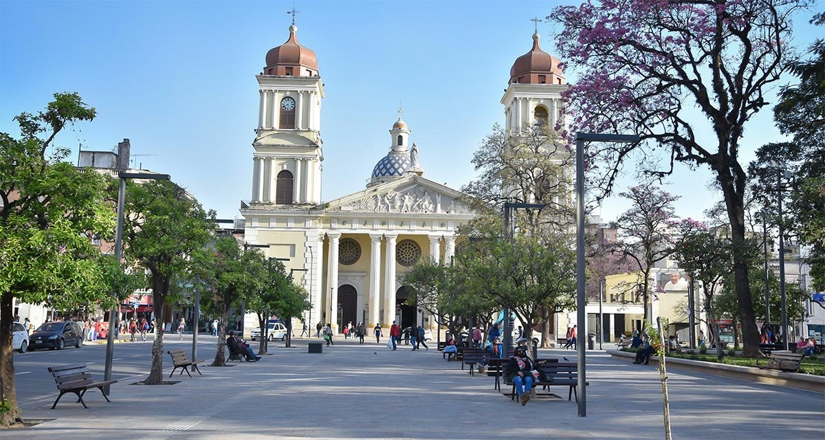 Micros de Santiago del Estero a Tucumán