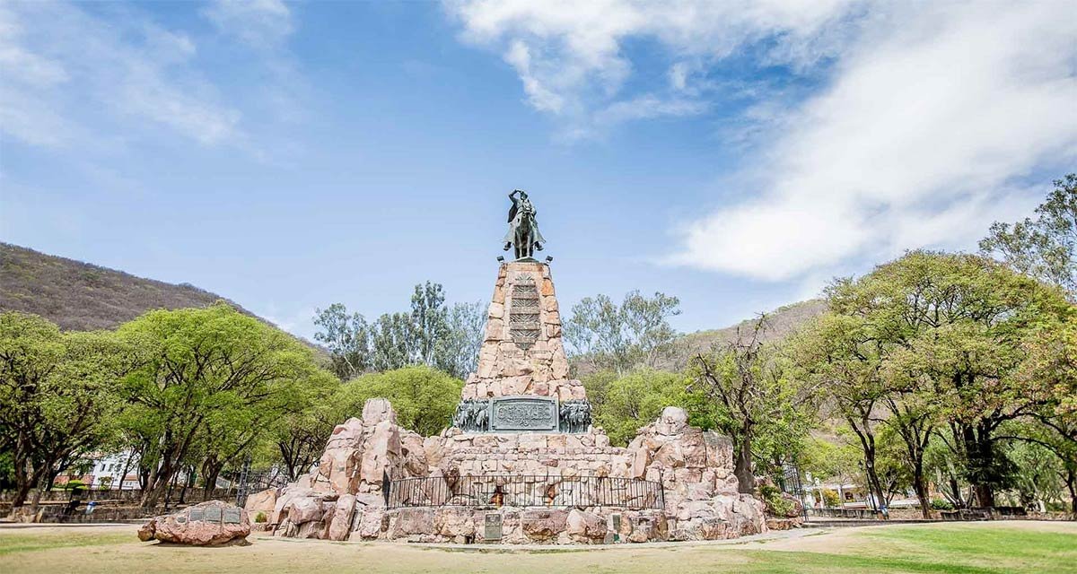 Micros de Tucumán a Salta